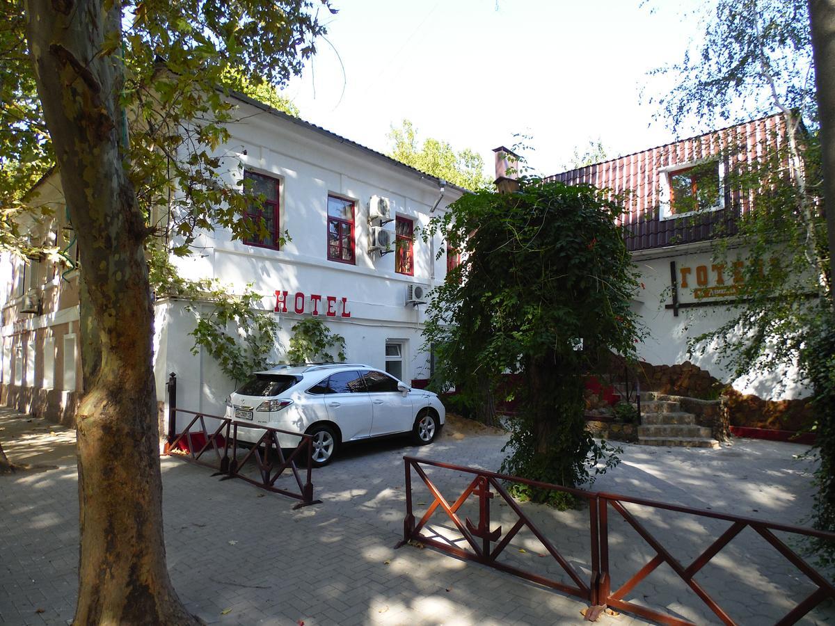 尼古拉耶夫 Na Admirala Makarova酒店 外观 照片
